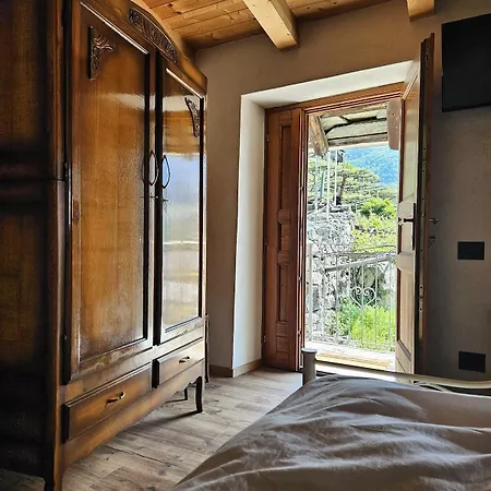 La Casa Nel Nebbiolo 公寓